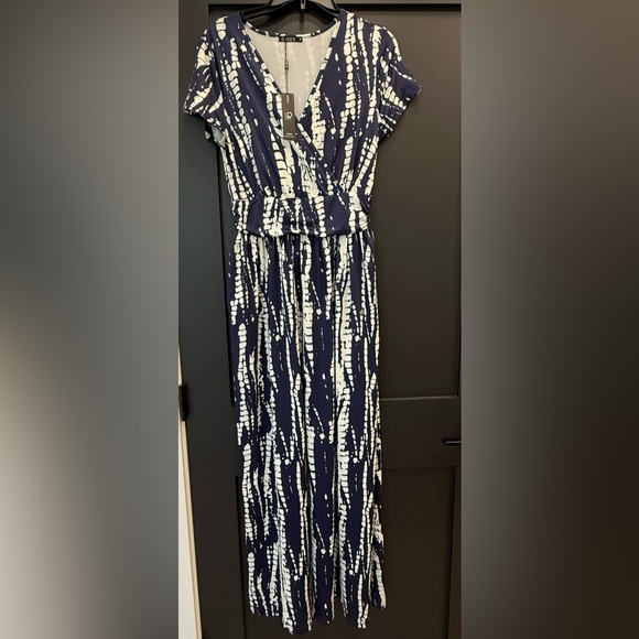 NWT Ouges Navy and White Print Women's Maxi Dress Size M - Picture 11 of 11